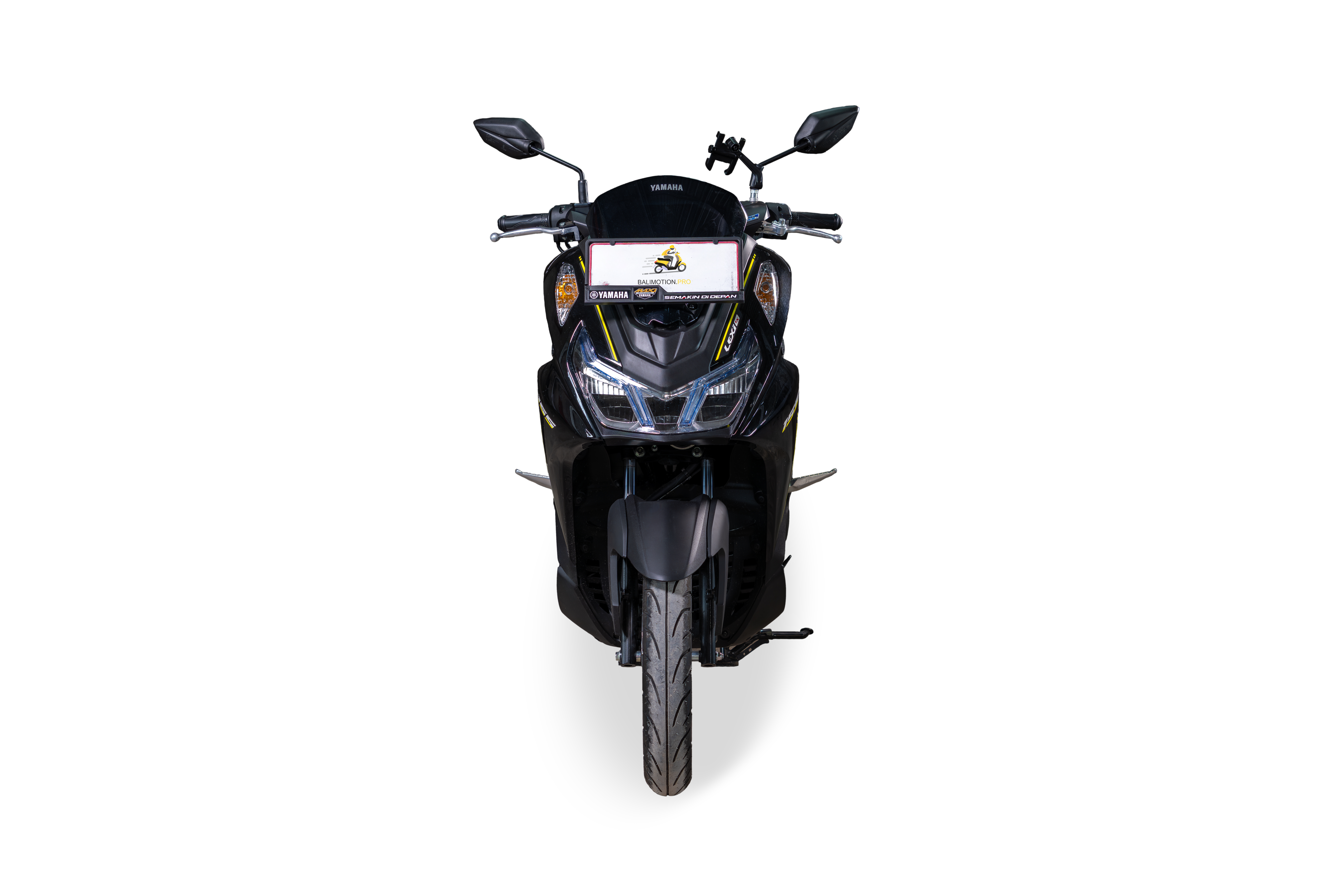 Rent a Yamaha Lexi 155 (black) photo