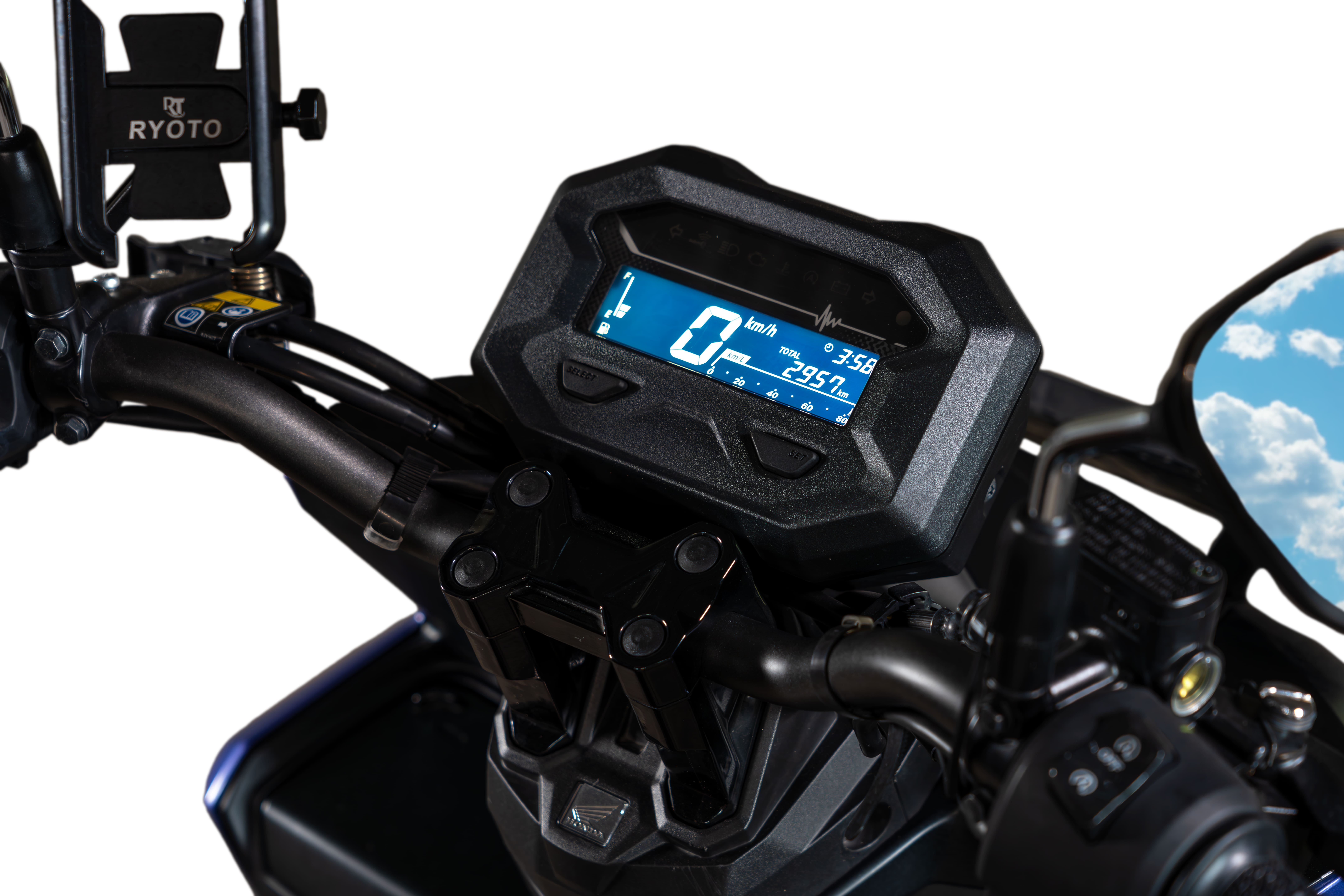 Honda Vario 125 street photo 4