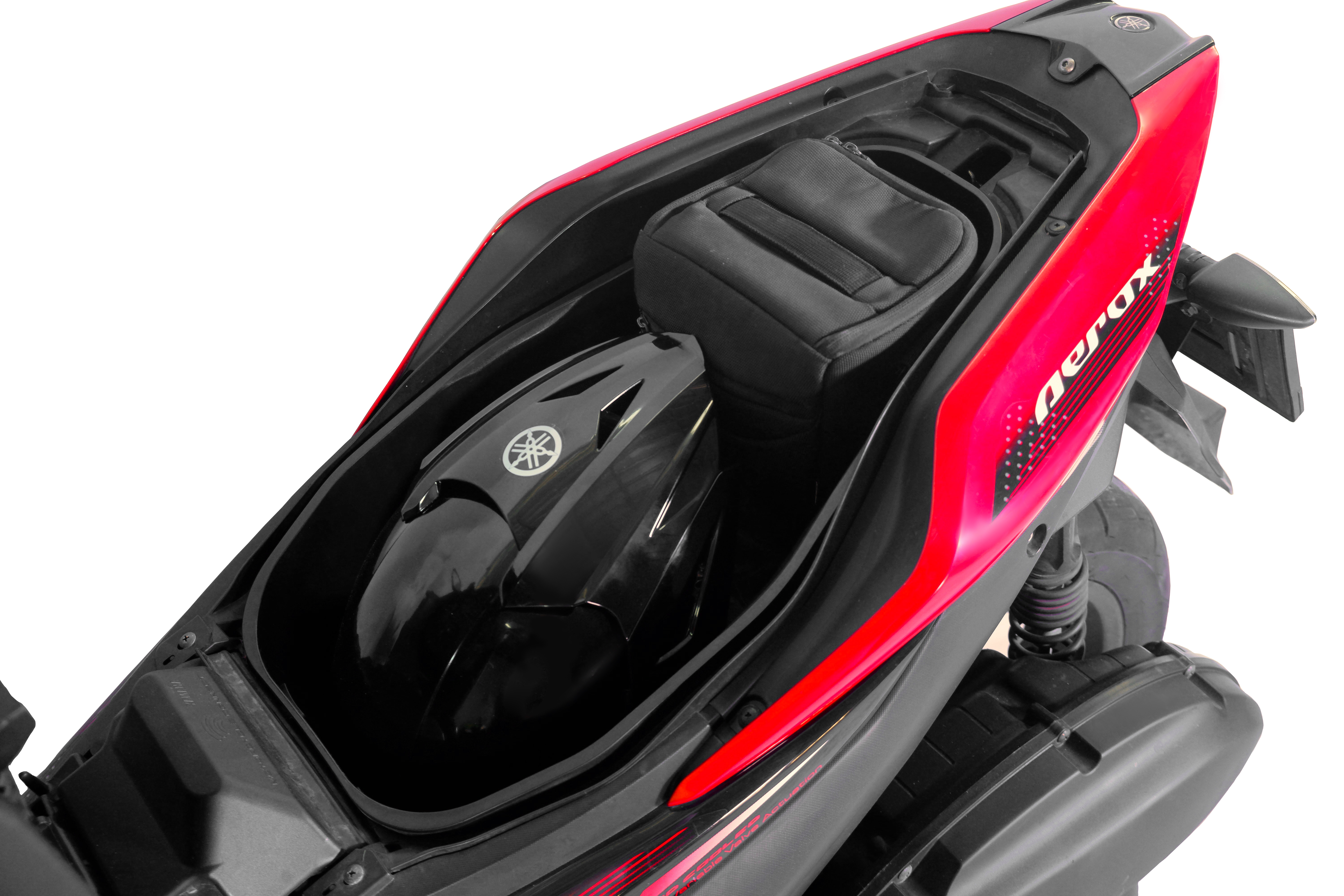 Alquiler de Yamaha Aerox 155 - photo 3
